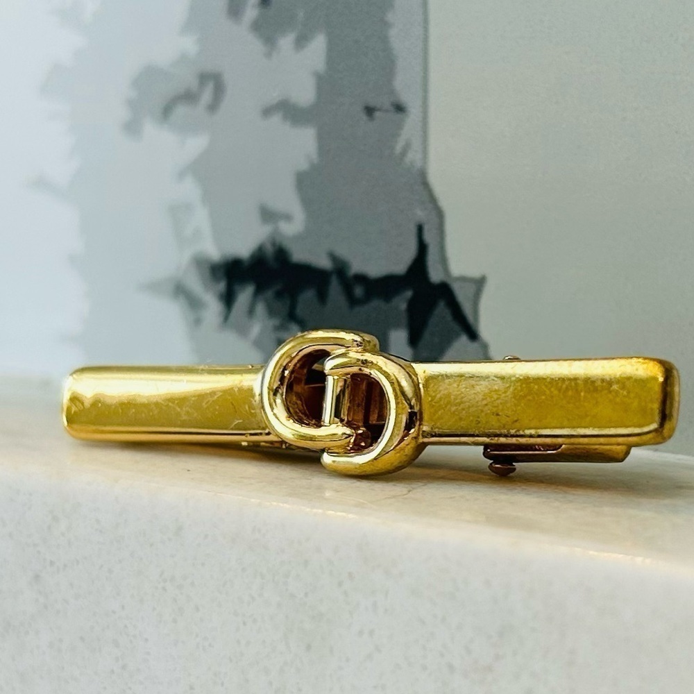 Vintage CHRISTIAN DIOR Tie Stay Clip Holder - Picture 7 of 8
